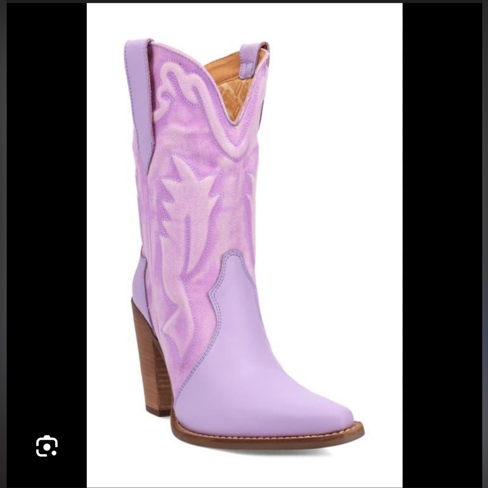 Dingo Lavender Heeled Cowboy Boots
